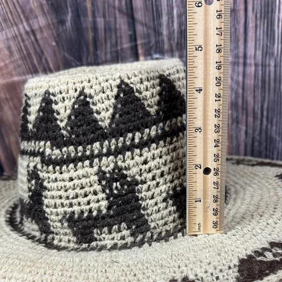 Peruvian Hat - Picture 7 of 8